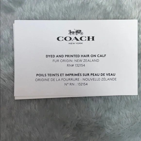 NWT Coach Leaf Print ‘Nolita’ 24 Shoulder Bag - Picture 4 of 13